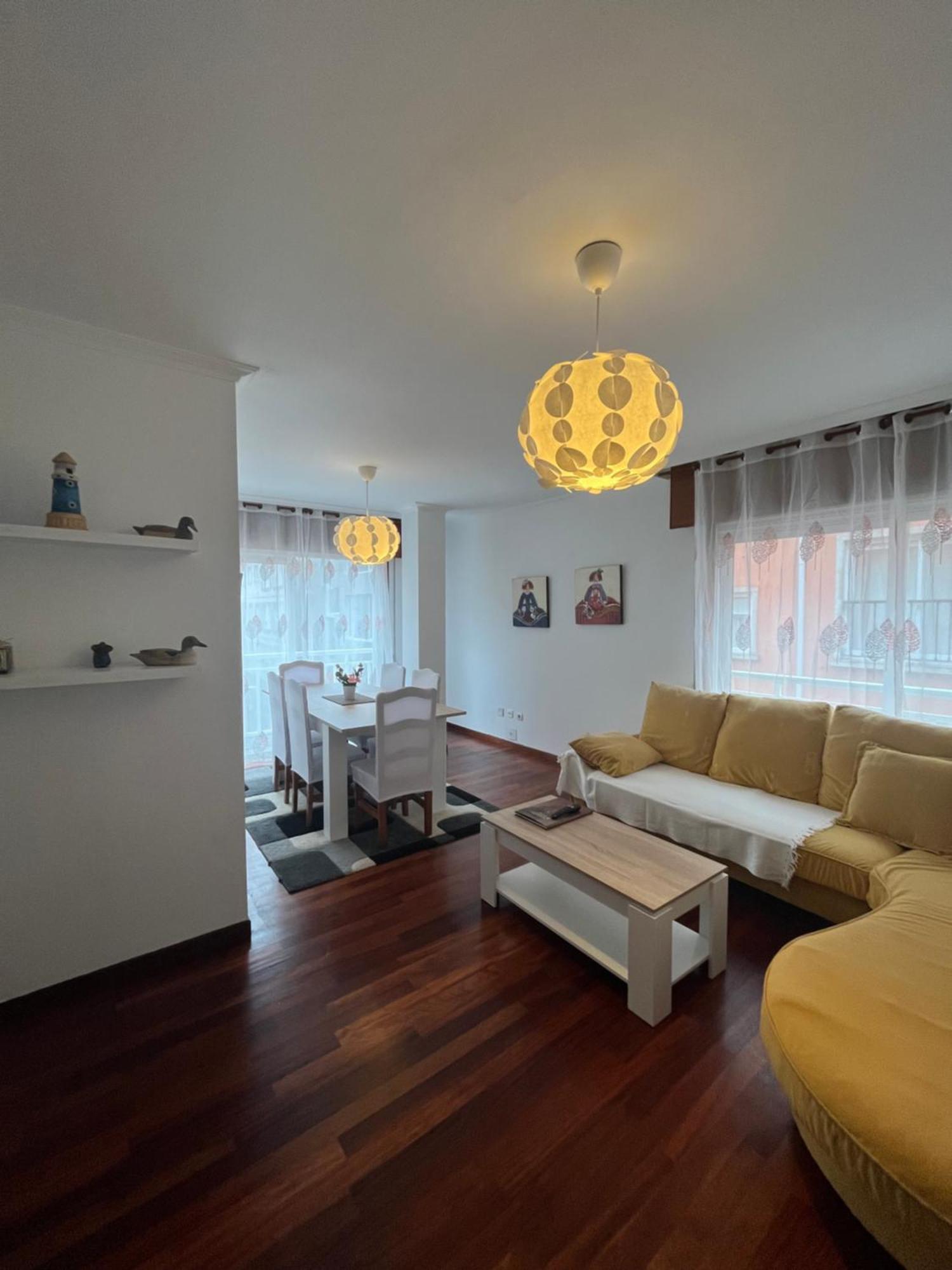 Apartamento Xacobe Grove, 120 Metros Totalmente Equipado, Luminoso, Centrico Y Con Plaza De Garaje โอโกรเบ ภายนอก รูปภาพ